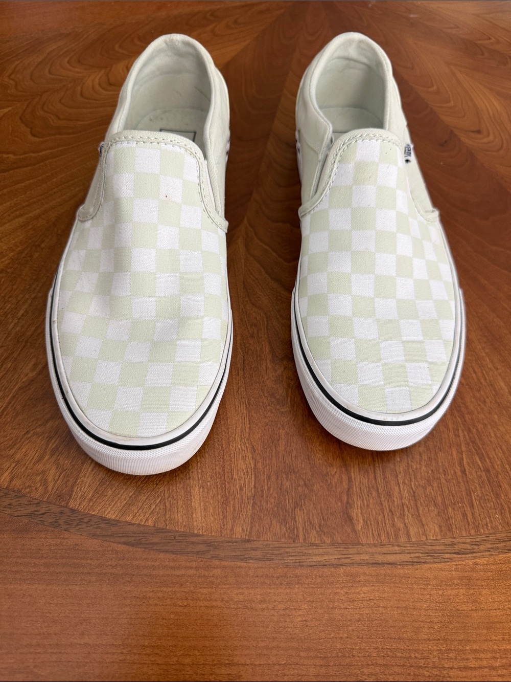 Vans women’s Slip-On Checkerboard Sneakers - White/Cream